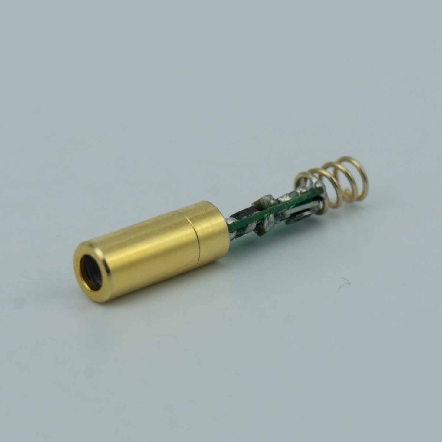 Laser in miniatura Φ4mm 520nm 5mw Modulo laser a punto verde per dispositivi di puntamento laser Impugnature laser a pistola